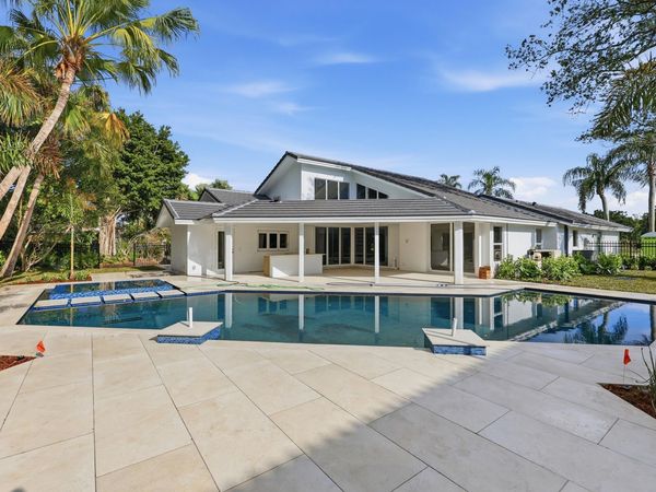 6189 Woodcutter Court, Palm Beach Gardens, FL 33418