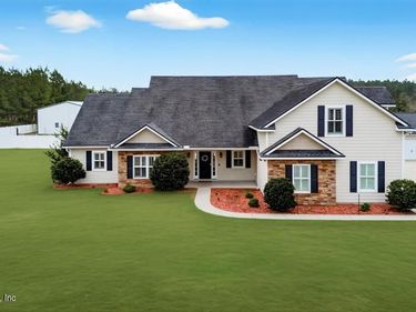 37575 KINGS FERRY Road, Hilliard, FL 32046