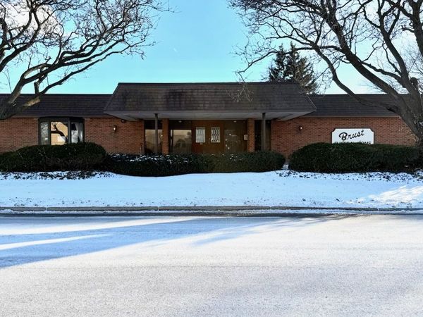 415 N Gary Avenue, Carol Stream, IL 60188