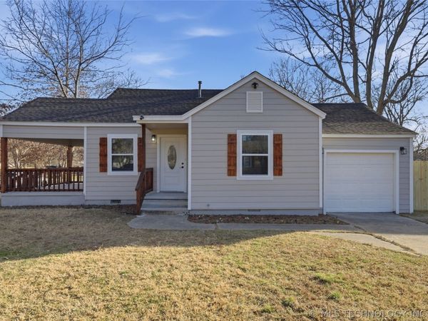 2301 Denver Street, Muskogee, OK 74401