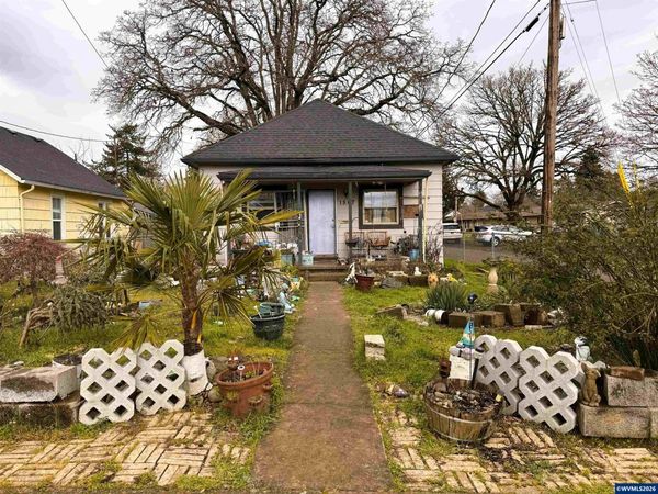 1547 Oak St SE, Salem, OR 97301