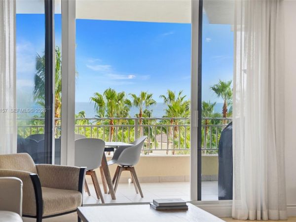 799 Crandon Blvd, Unit 605, Key Biscayne, FL 33149