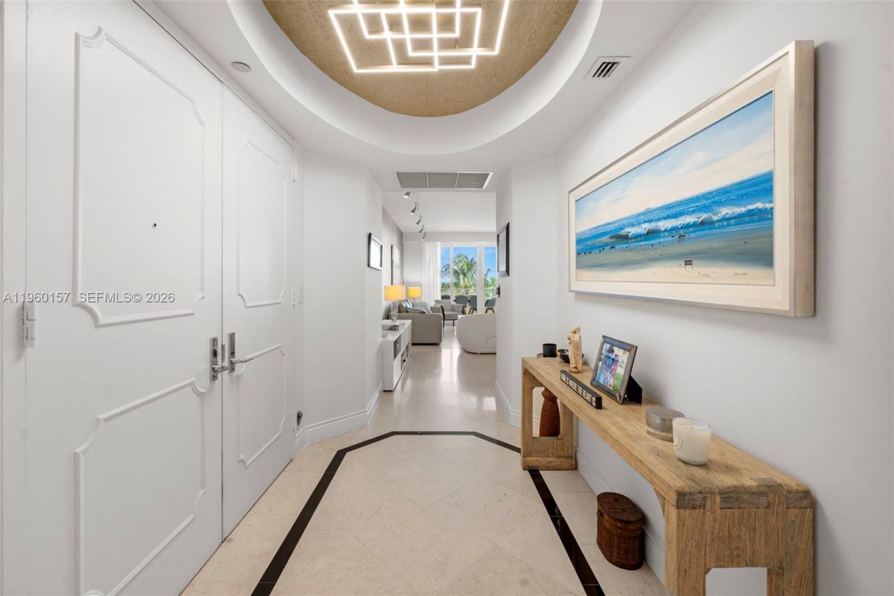 799 Crandon Blvd, Unit 605, Key Biscayne, FL 33149 Photo