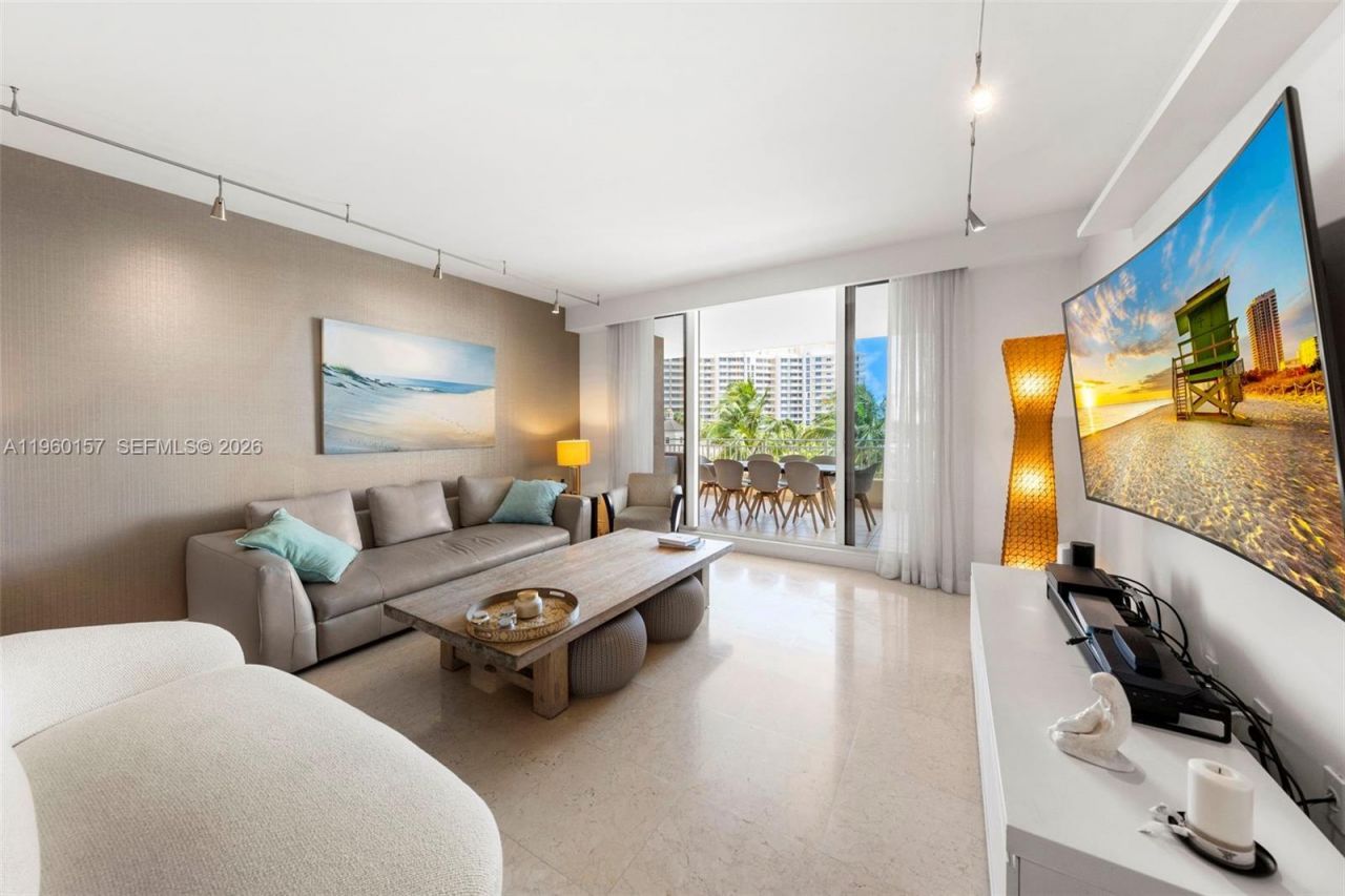 799 Crandon Blvd, Unit 605, Key Biscayne, FL 33149 Photo