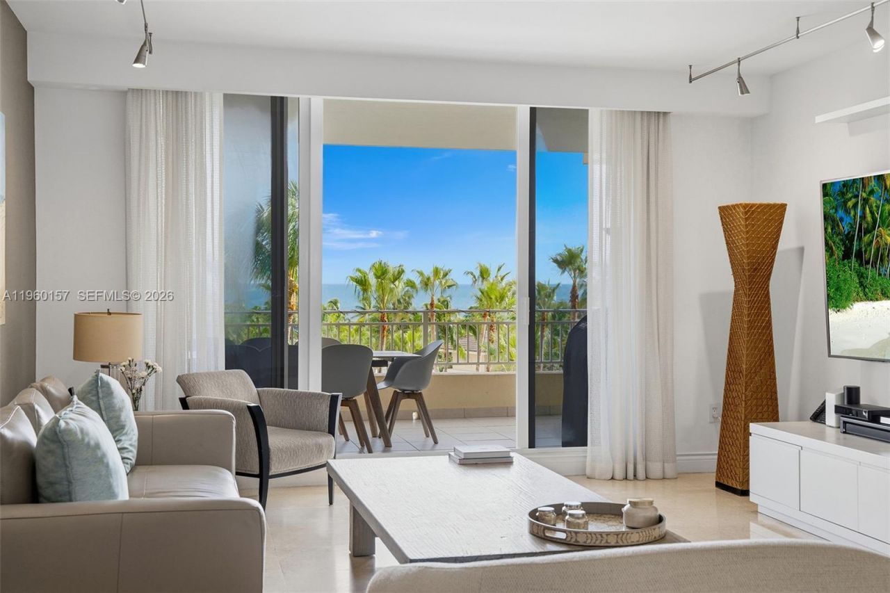 799 Crandon Blvd, Unit 605, Key Biscayne, FL 33149 Photo