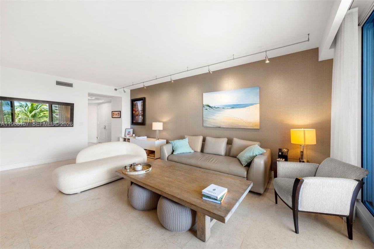 799 Crandon Blvd, Unit 605, Key Biscayne, FL 33149 Photo