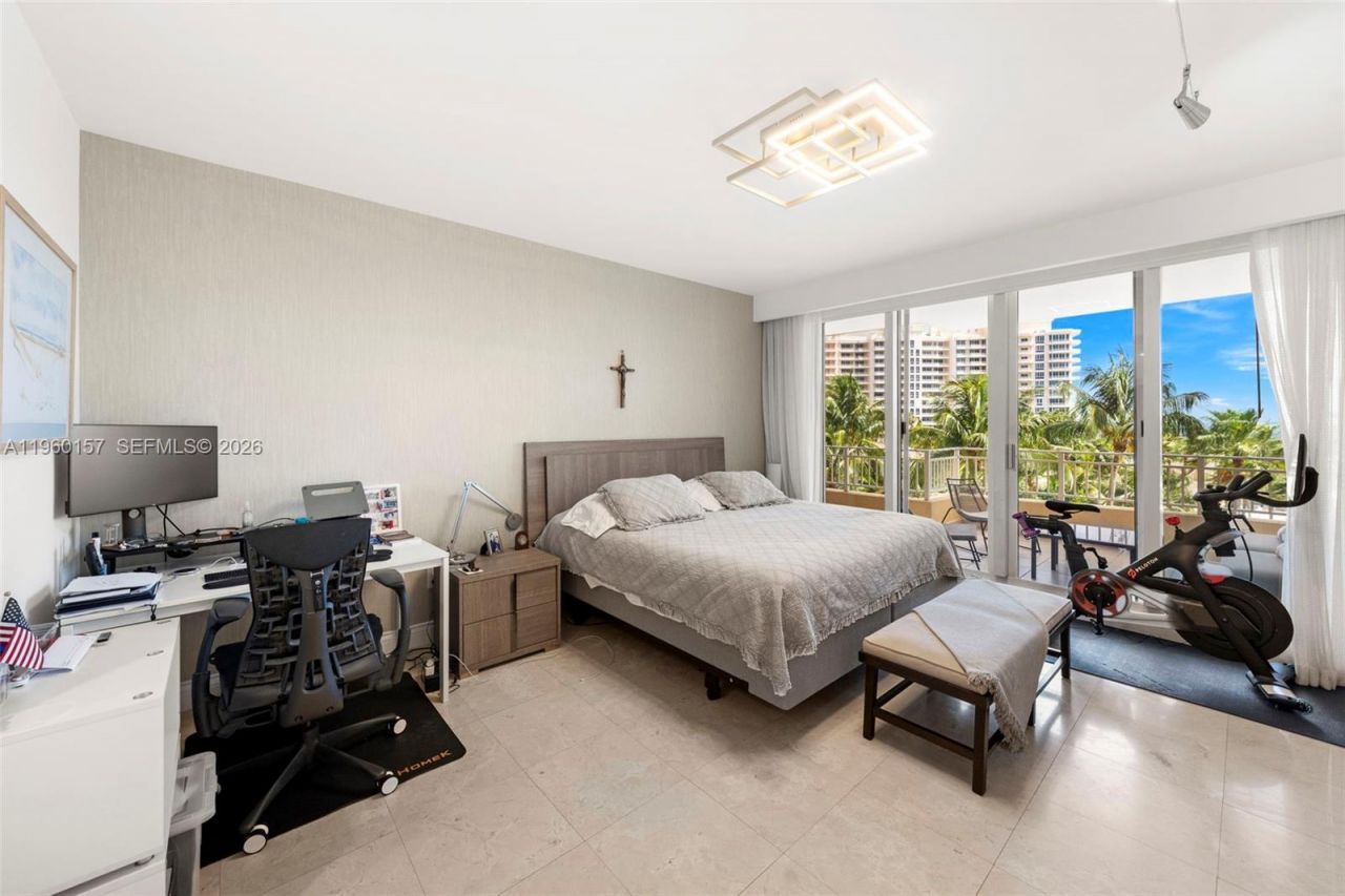 799 Crandon Blvd, Unit 605, Key Biscayne, FL 33149 Photo