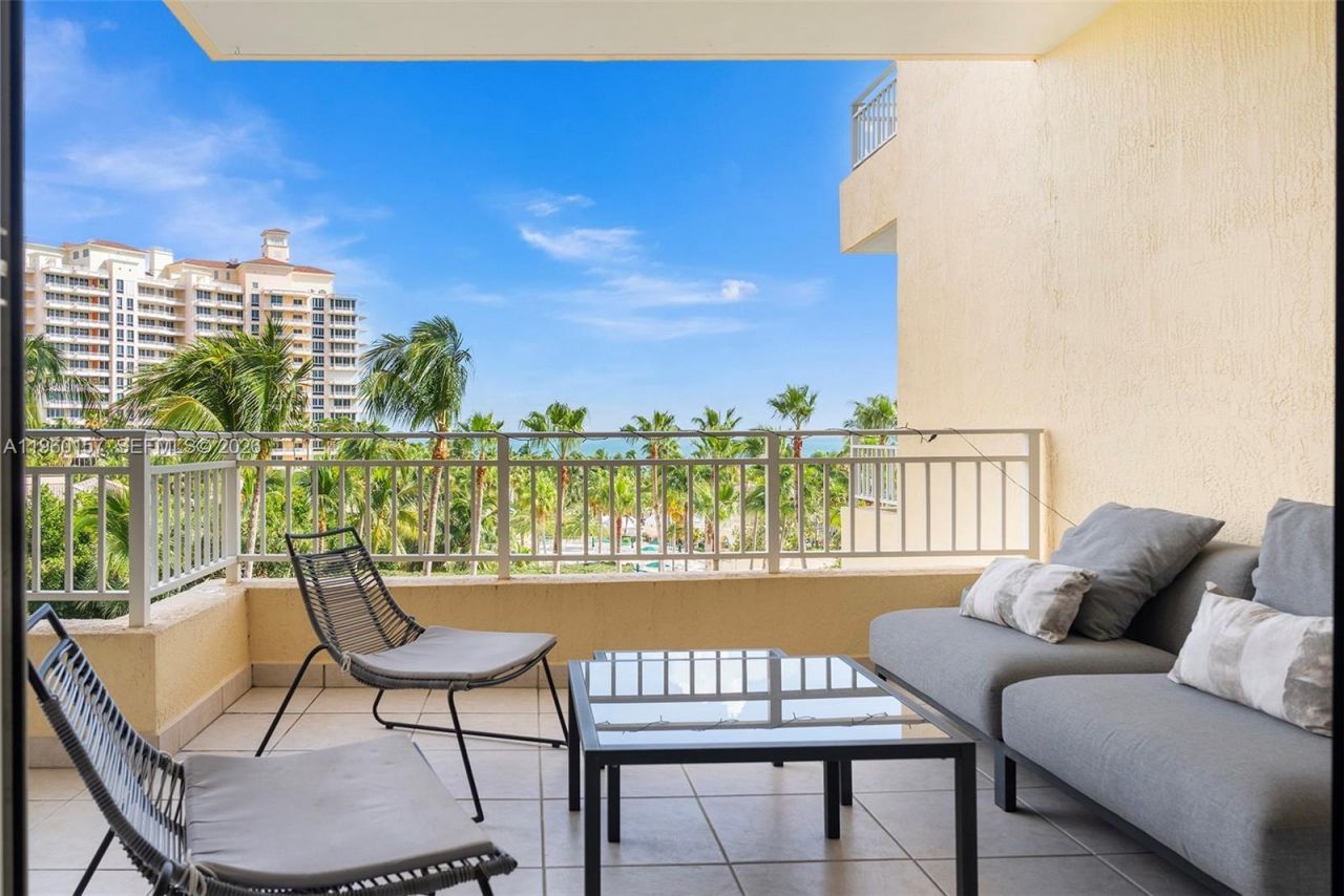799 Crandon Blvd, Unit 605, Key Biscayne, FL 33149 Photo