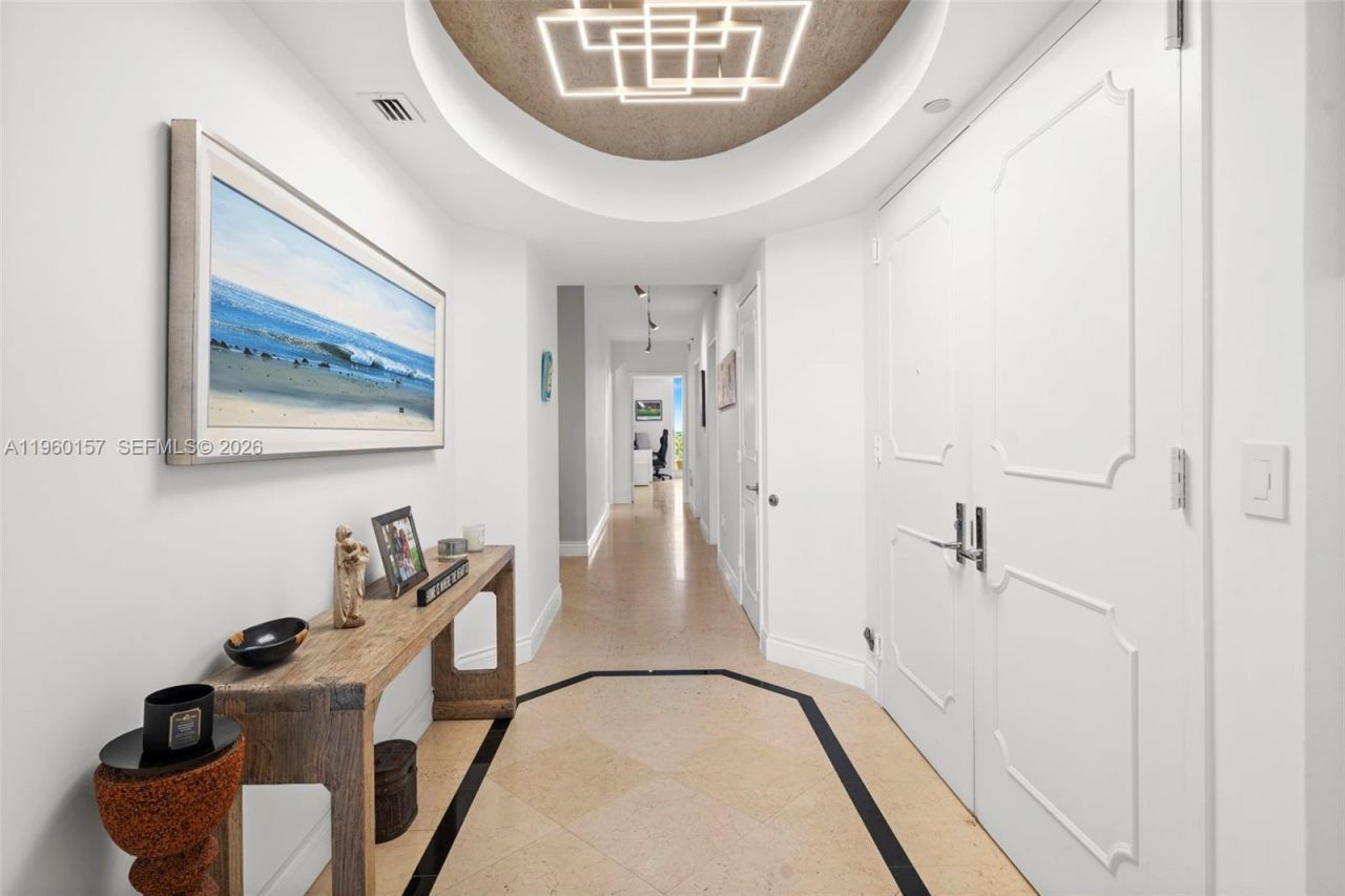 799 Crandon Blvd, Unit 605, Key Biscayne, FL 33149 Photo