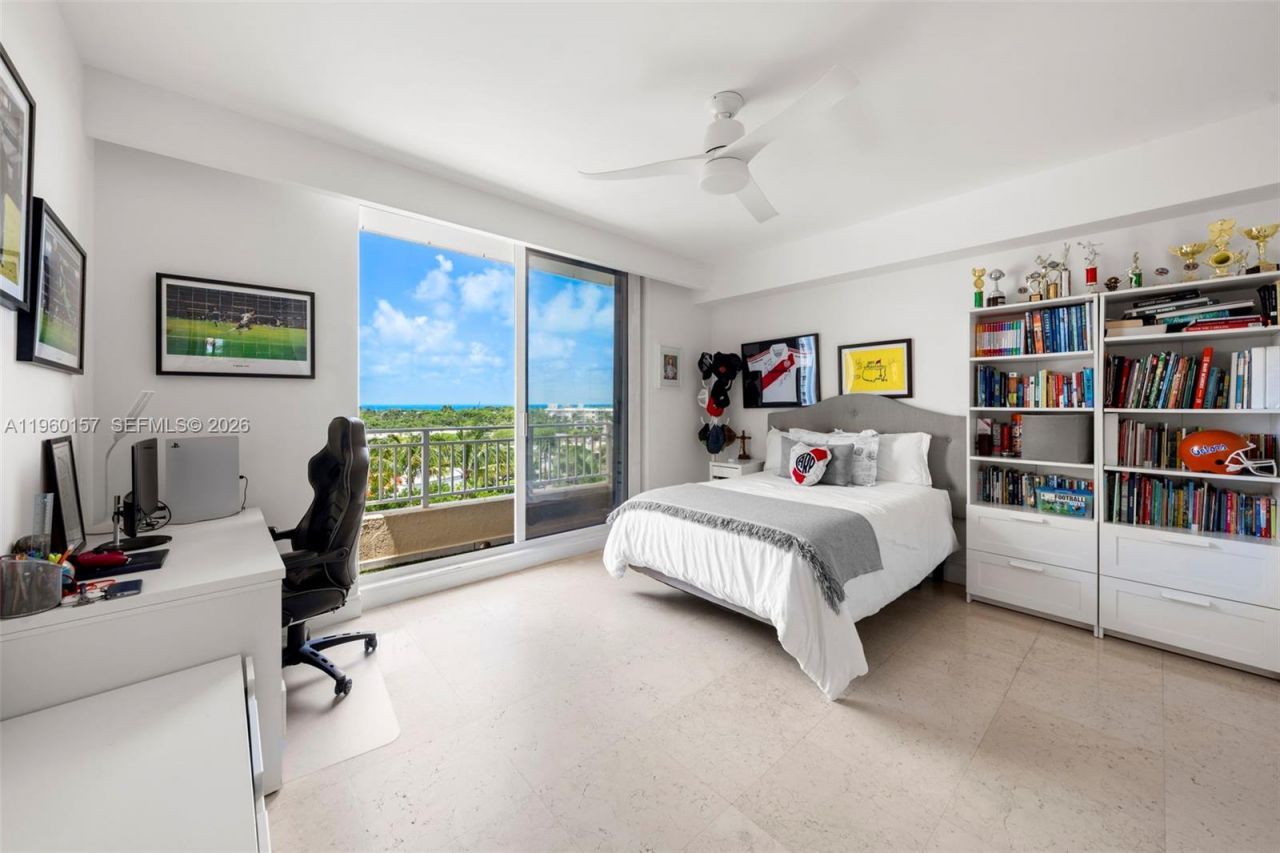799 Crandon Blvd, Unit 605, Key Biscayne, FL 33149 Photo