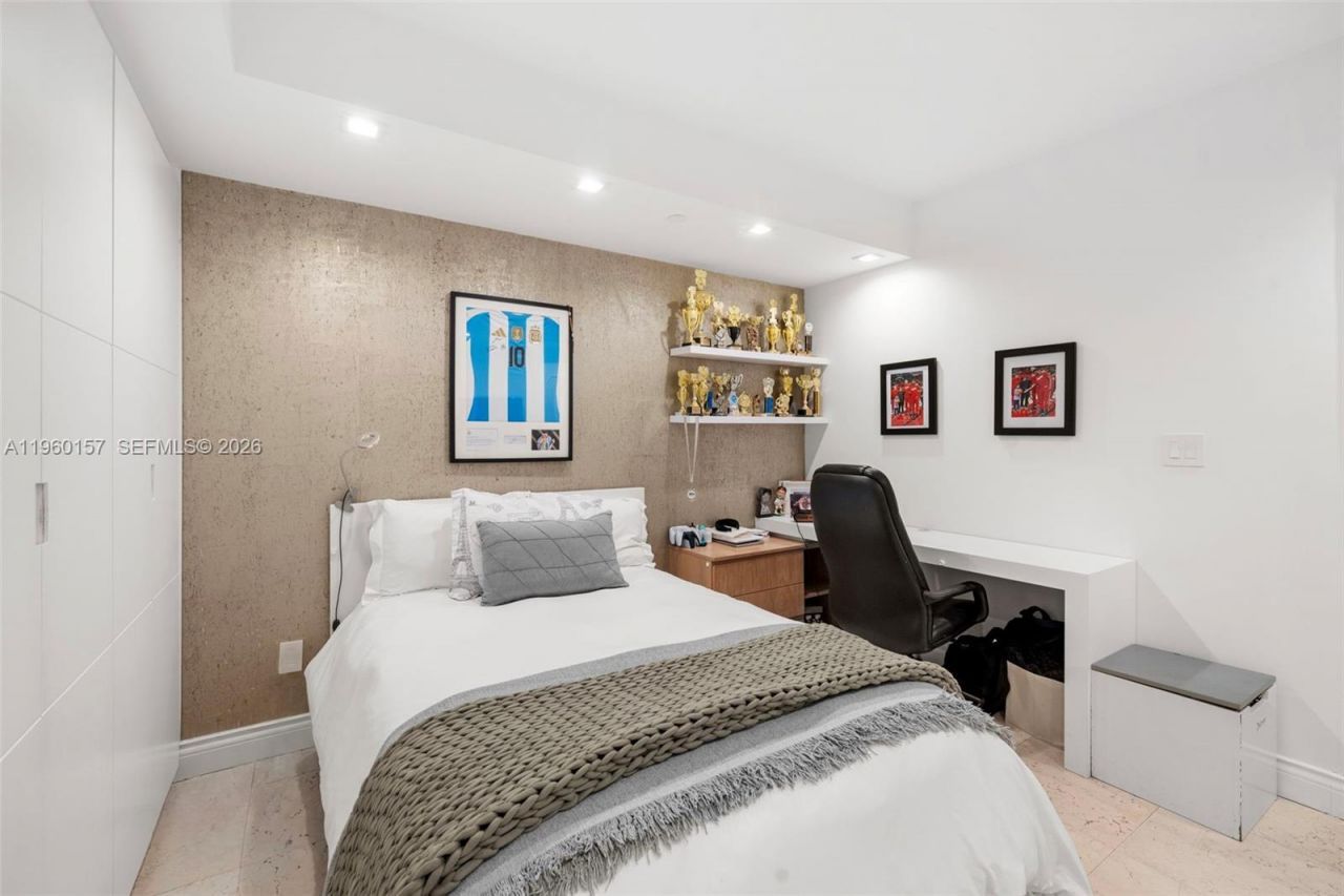 799 Crandon Blvd, Unit 605, Key Biscayne, FL 33149 Photo