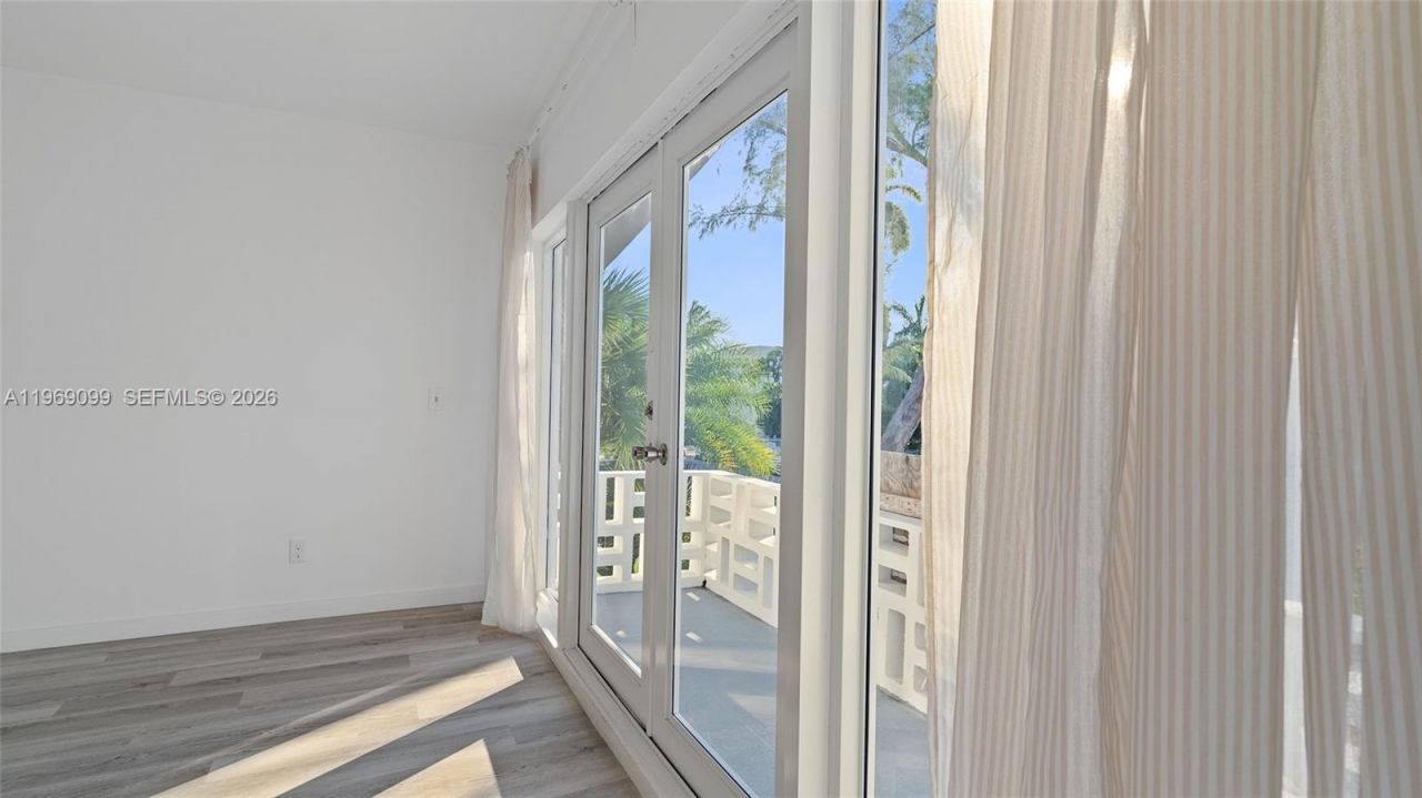 1561 Jefferson Avenue, Miami Beach, FL 33139 Photo
