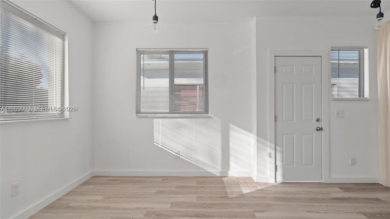 1561 Jefferson Avenue, Miami Beach, FL 33139 Photo