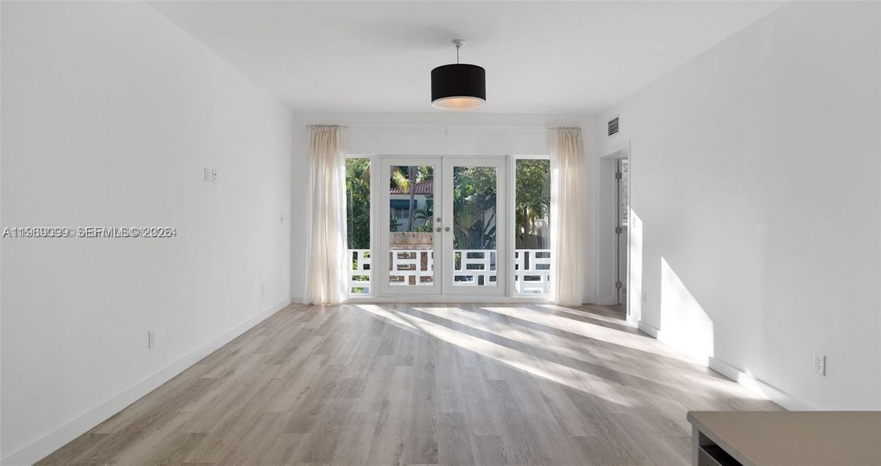 1561 Jefferson Avenue, Miami Beach, FL 33139 Photo