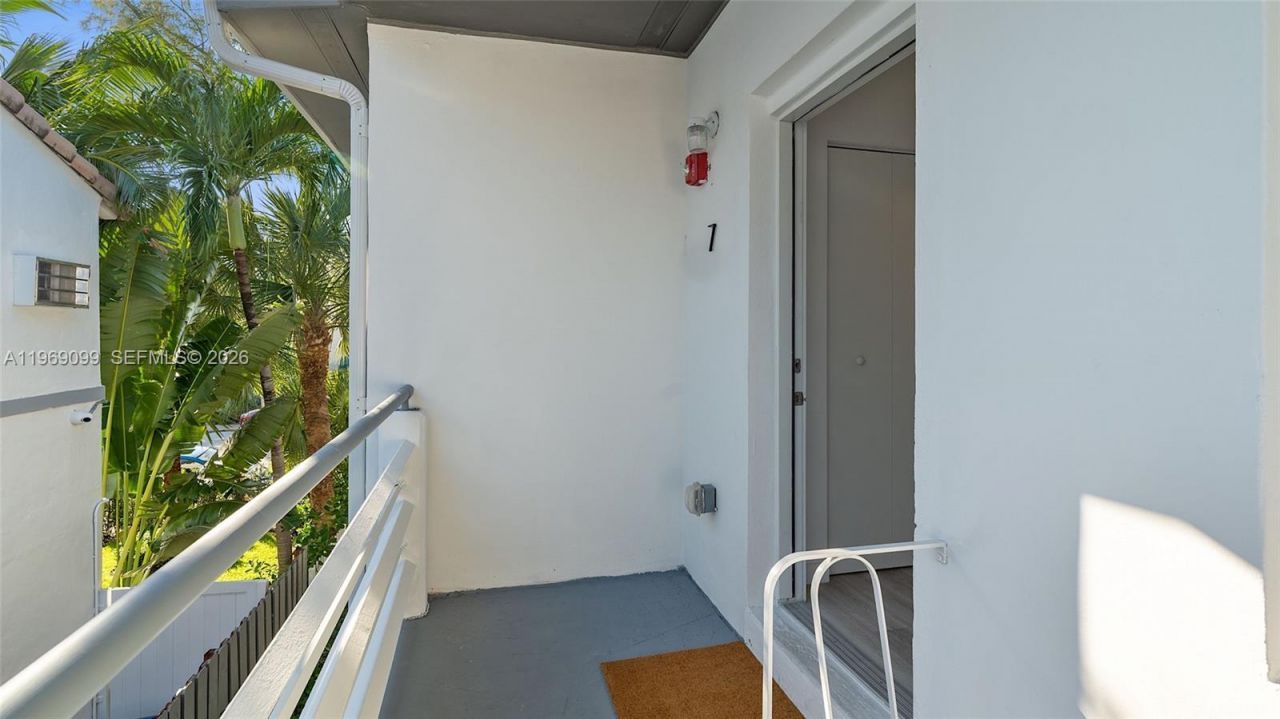 1561 Jefferson Avenue, Miami Beach, FL 33139 Photo