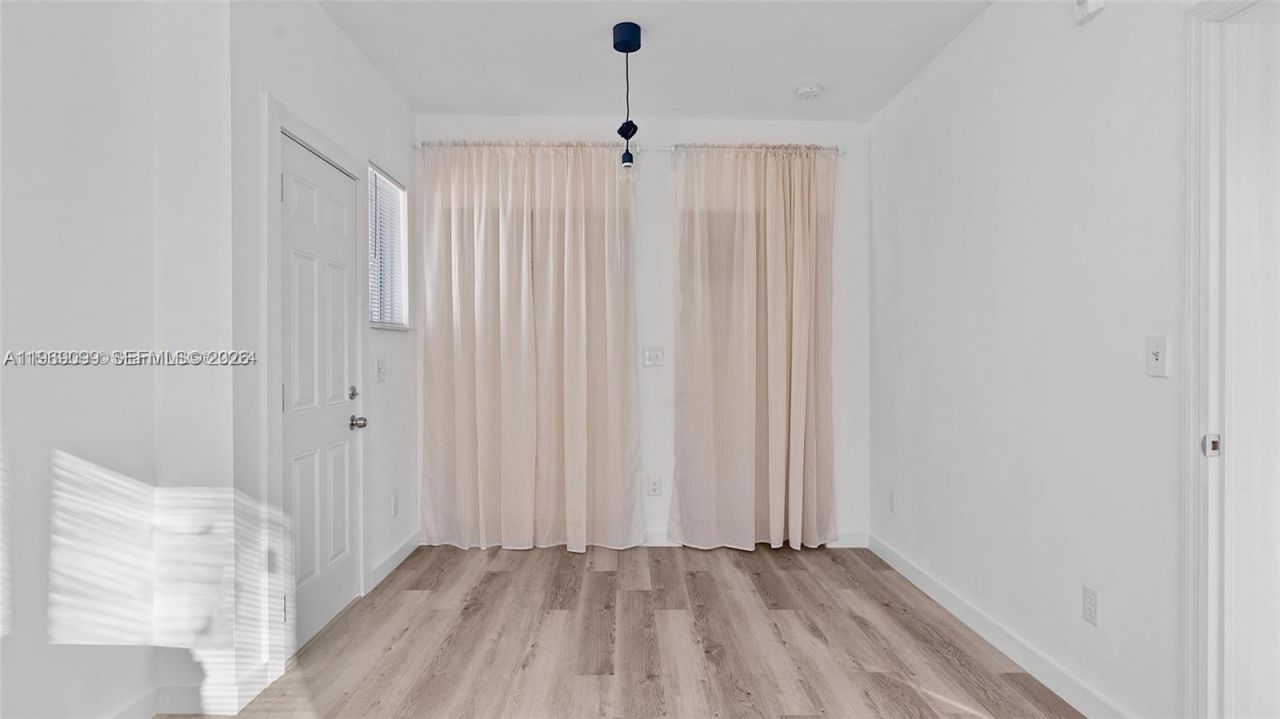1561 Jefferson Avenue, Miami Beach, FL 33139 Photo