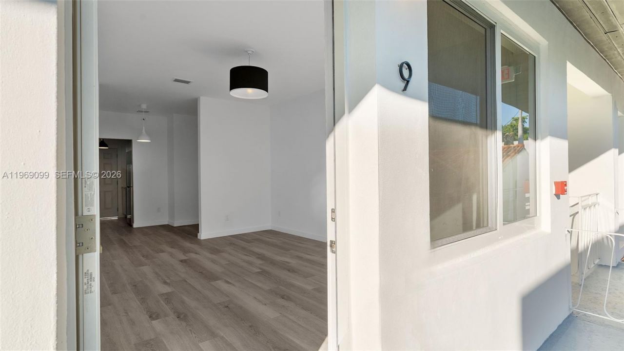 1561 Jefferson Avenue, Miami Beach, FL 33139 Photo