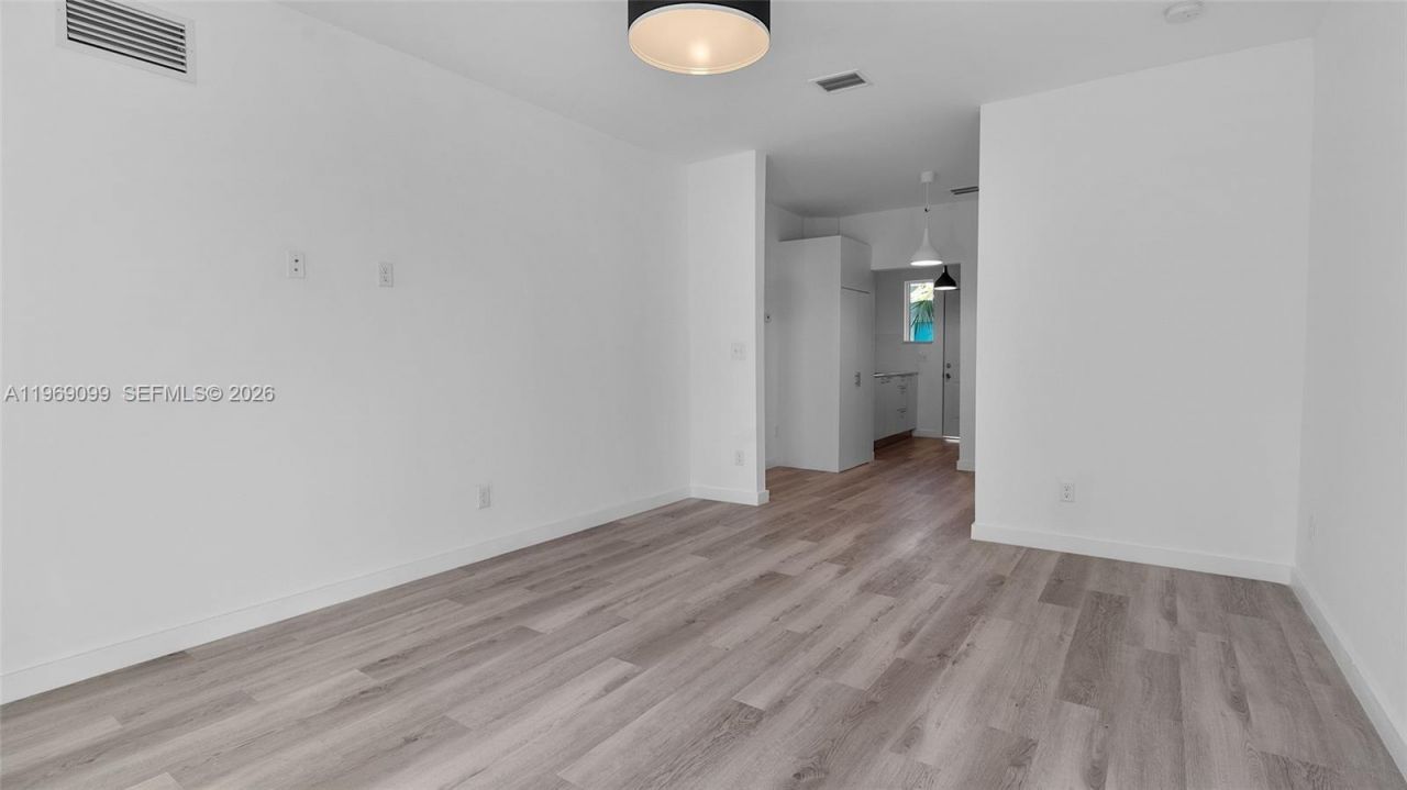 1561 Jefferson Avenue, Miami Beach, FL 33139 Photo