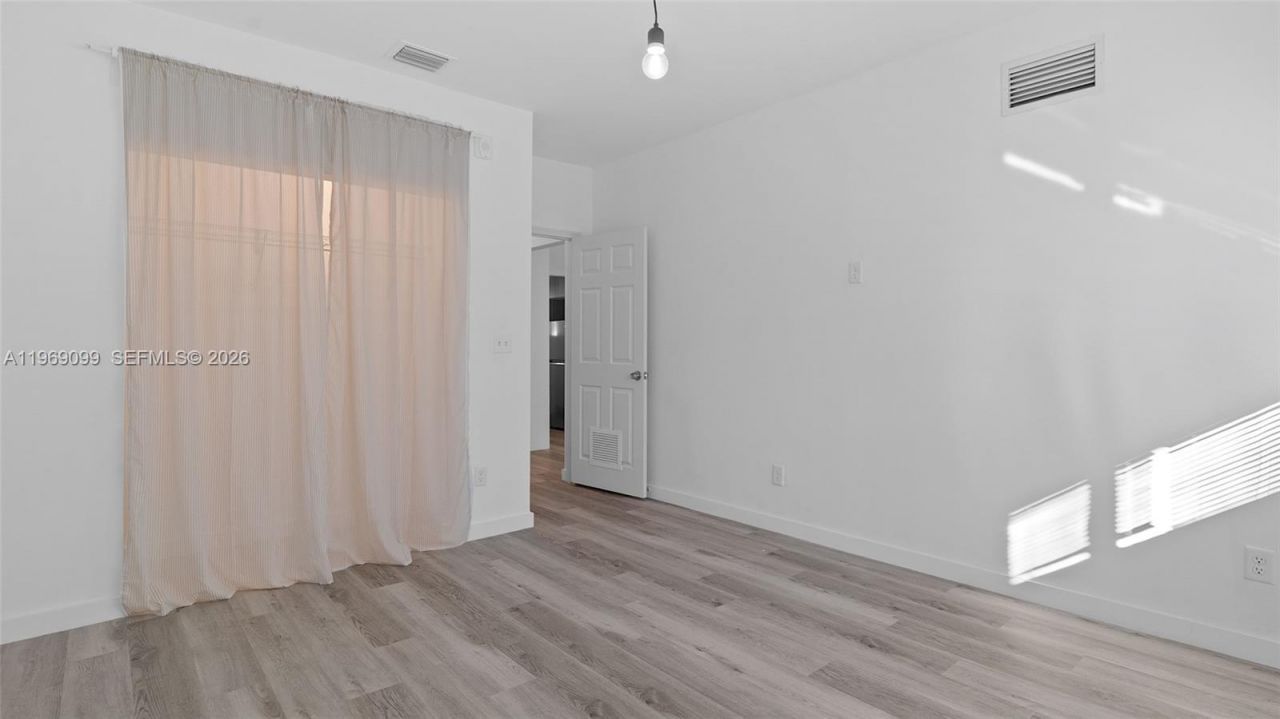 1561 Jefferson Avenue, Miami Beach, FL 33139 Photo