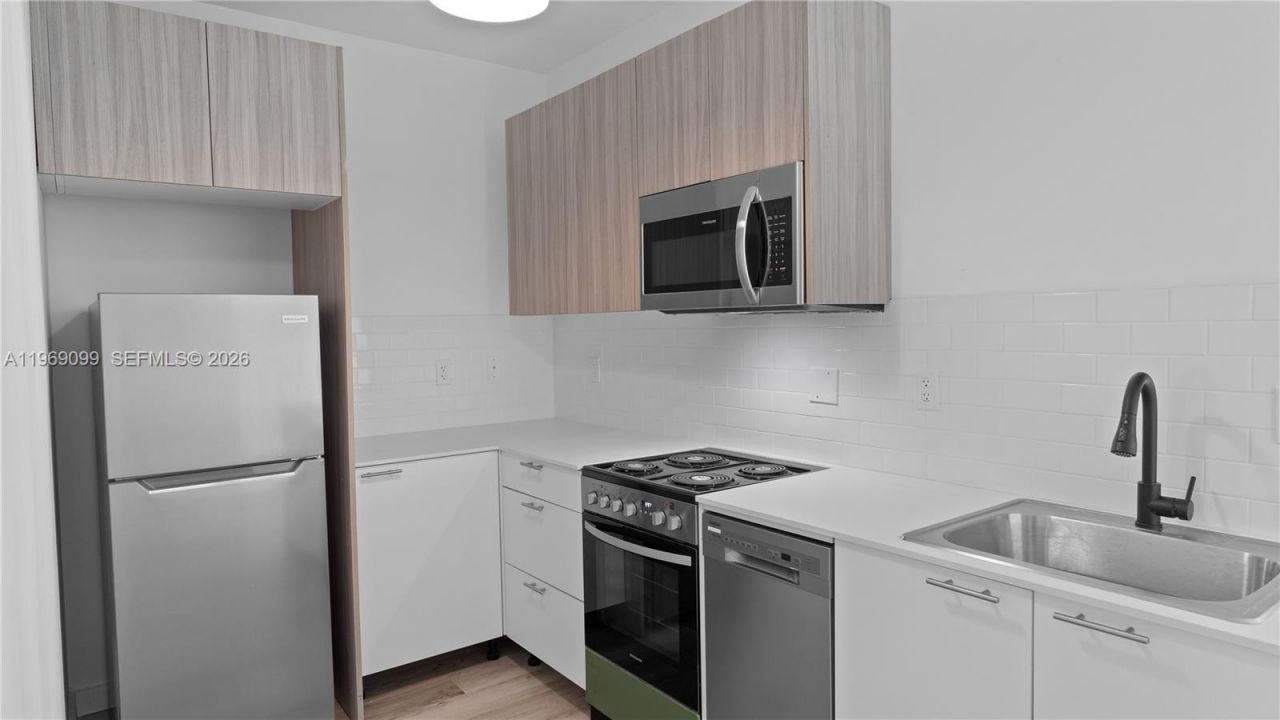 1561 Jefferson Avenue, Miami Beach, FL 33139 Photo