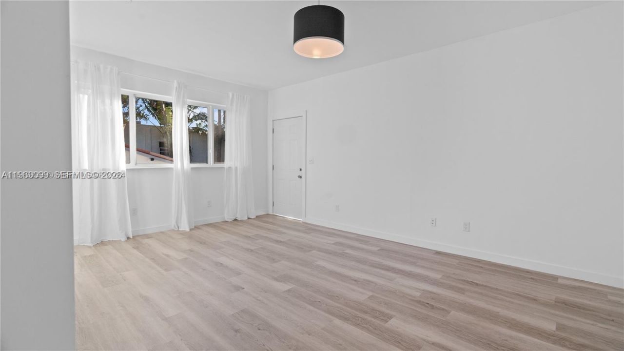 1561 Jefferson Avenue, Miami Beach, FL 33139 Photo