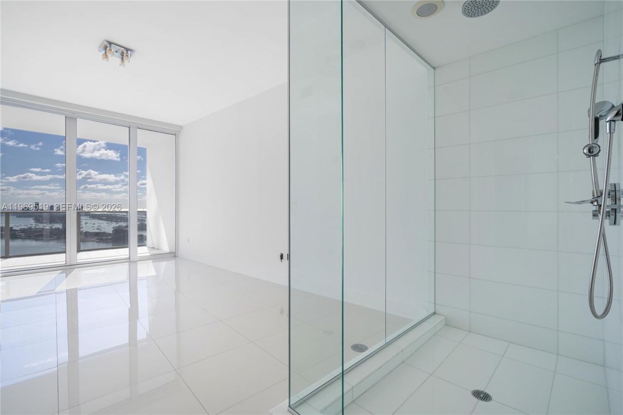 2020 N Bayshore Dr, Unit 3506, Miami, FL 33137 Photo