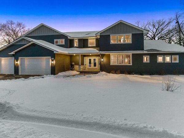 925 Minnesota Lane N, Plymouth, MN 55447