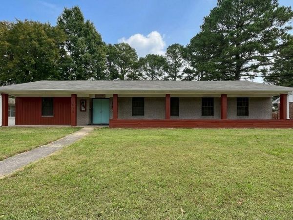 1912 Sherwood Drive, Jonesboro, AR 72401