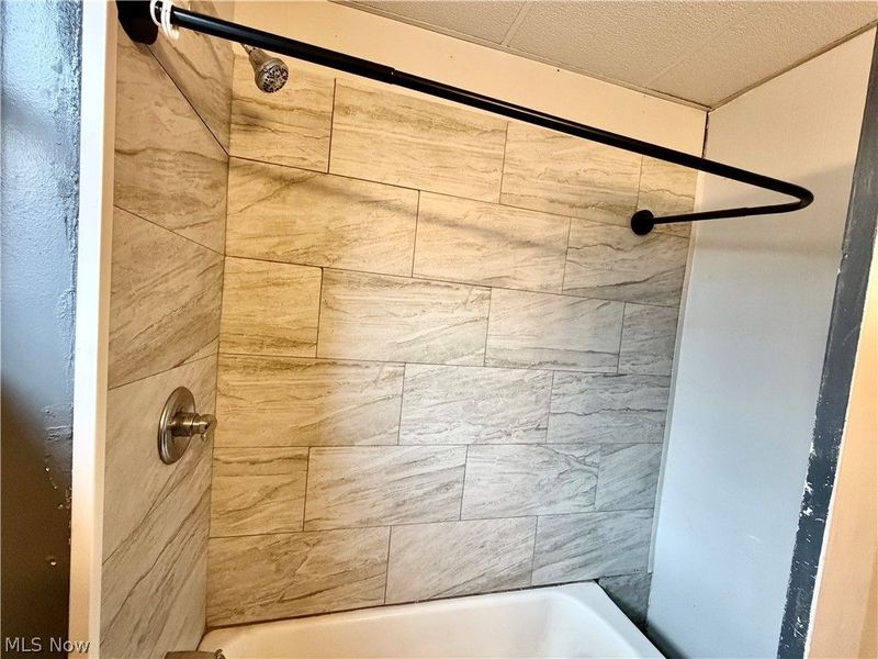 114 Penhale Avenue, Campbell, OH 44405 Photo 8