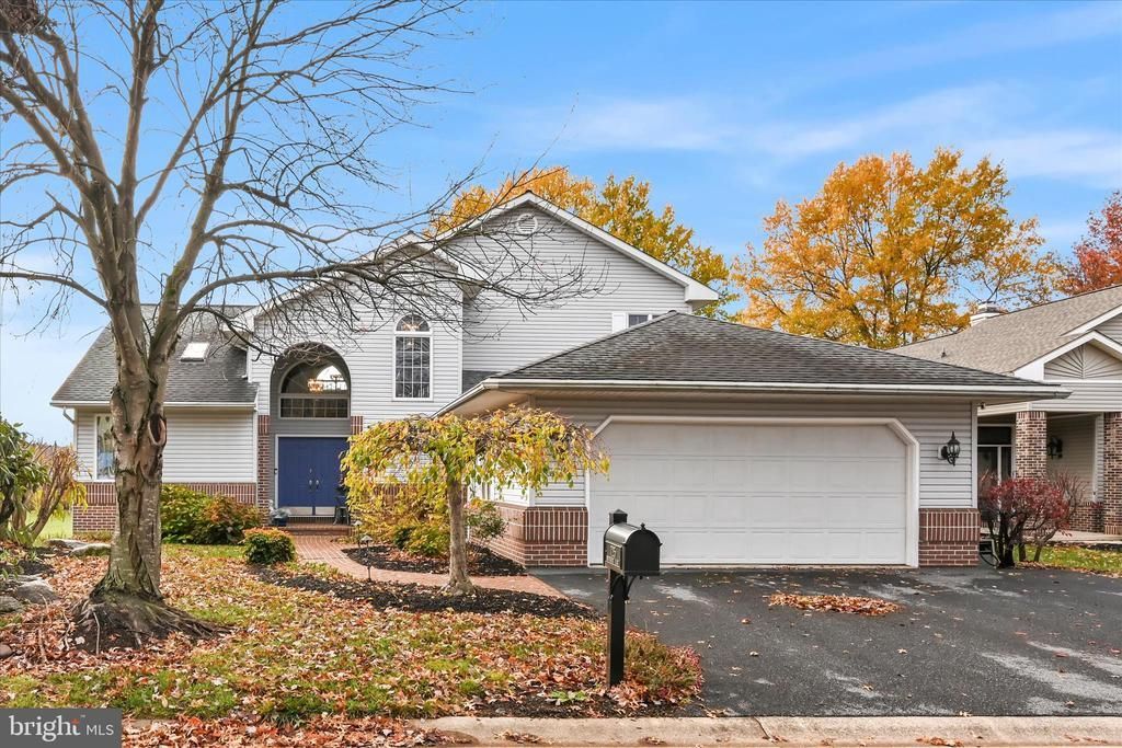 725 Brookside Lane , Lebanon, PA 17042 Main Photo