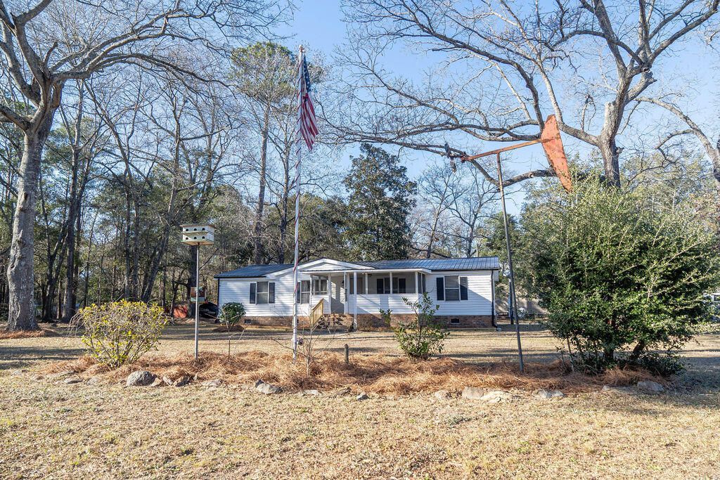 321 N Mano Street Photo 4