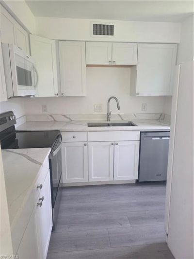 1 Knights Bridge Rd, Unit A1, Naples, FL 34112 Photo