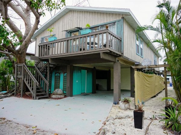 2504 AVENUE B, BRADENTON BEACH, FL 34217