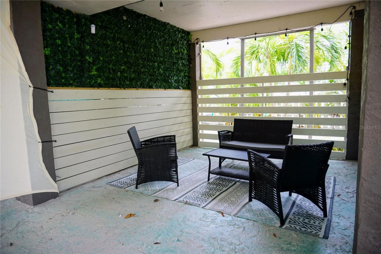 2504 Avenue B, Bradenton Beach, FL 34217 Photo