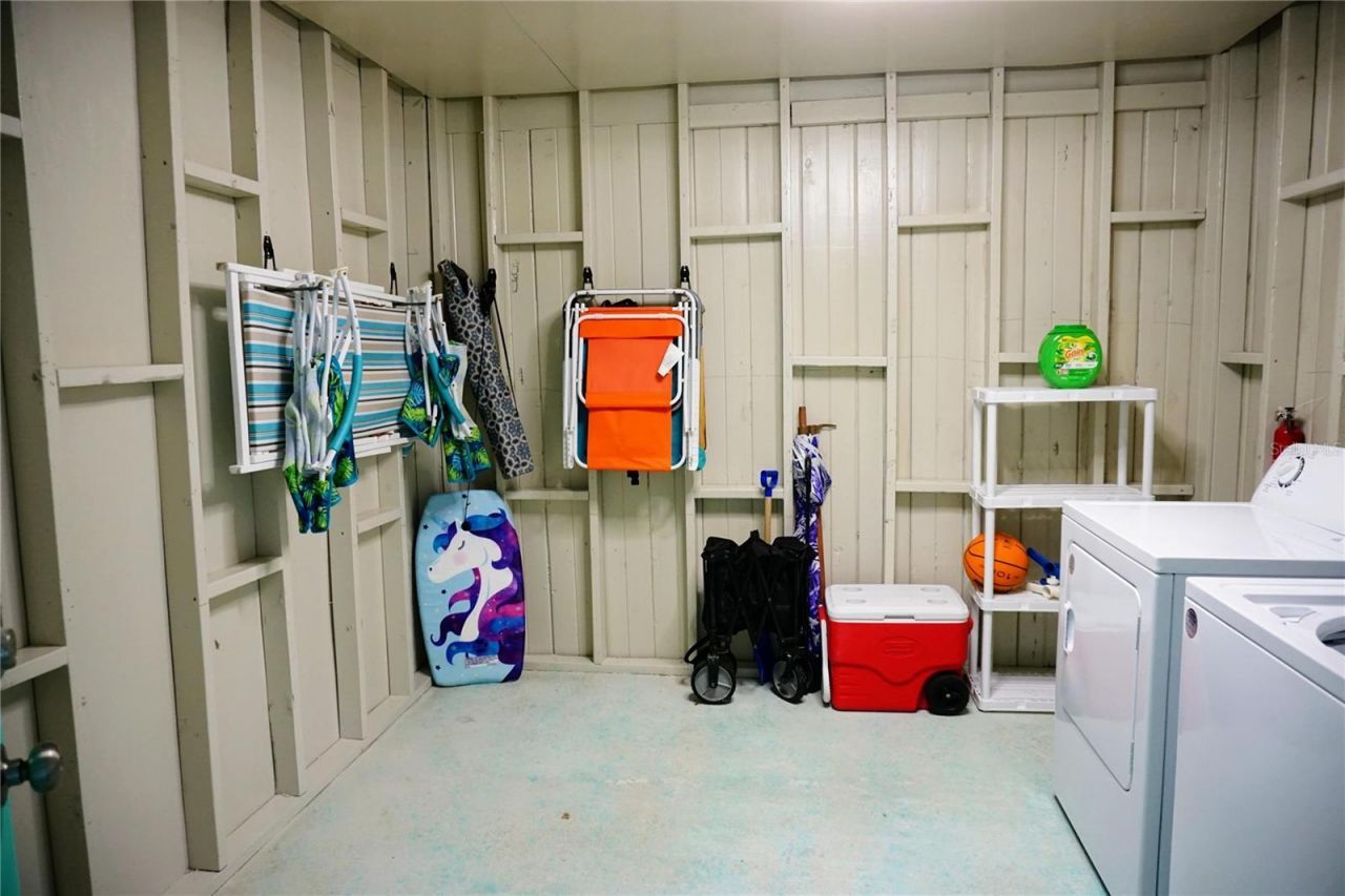 2504 Avenue B, Bradenton Beach, FL 34217 Photo