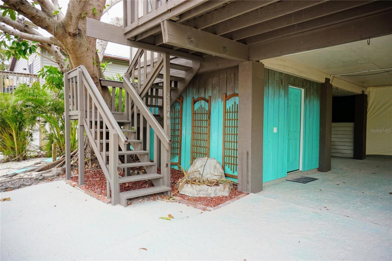 2504 Avenue B, Bradenton Beach, FL 34217 Photo