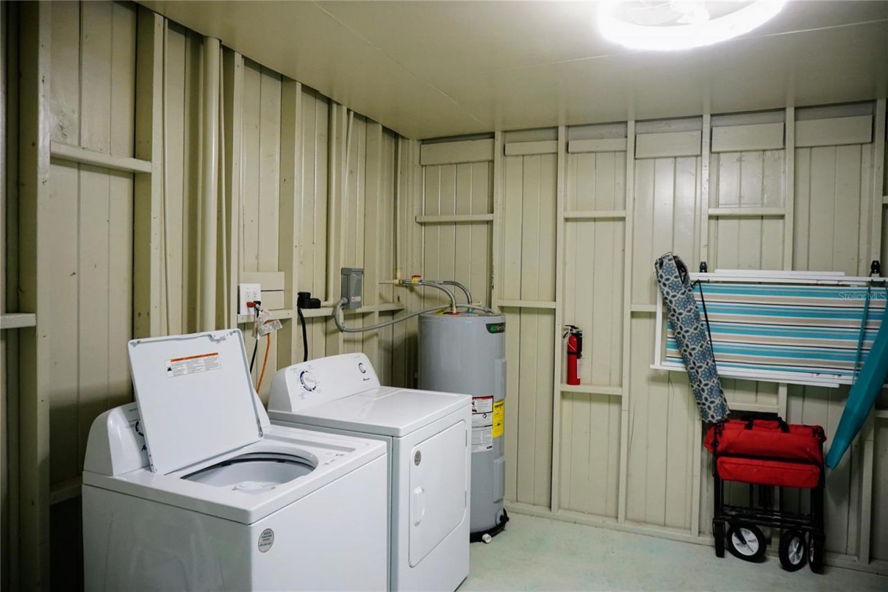 2504 Avenue B, Bradenton Beach, FL 34217 Photo