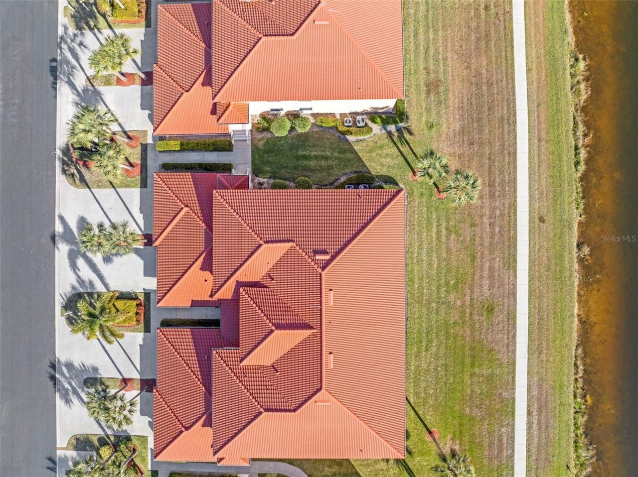 14080 Eagle Ridge Lakes Drive, Unit 201, Fort Myers, FL 33912 Photo