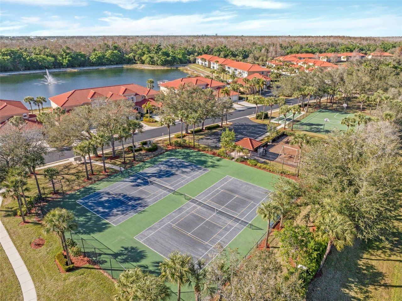 14080 Eagle Ridge Lakes Drive, Unit 201, Fort Myers, FL 33912 Photo