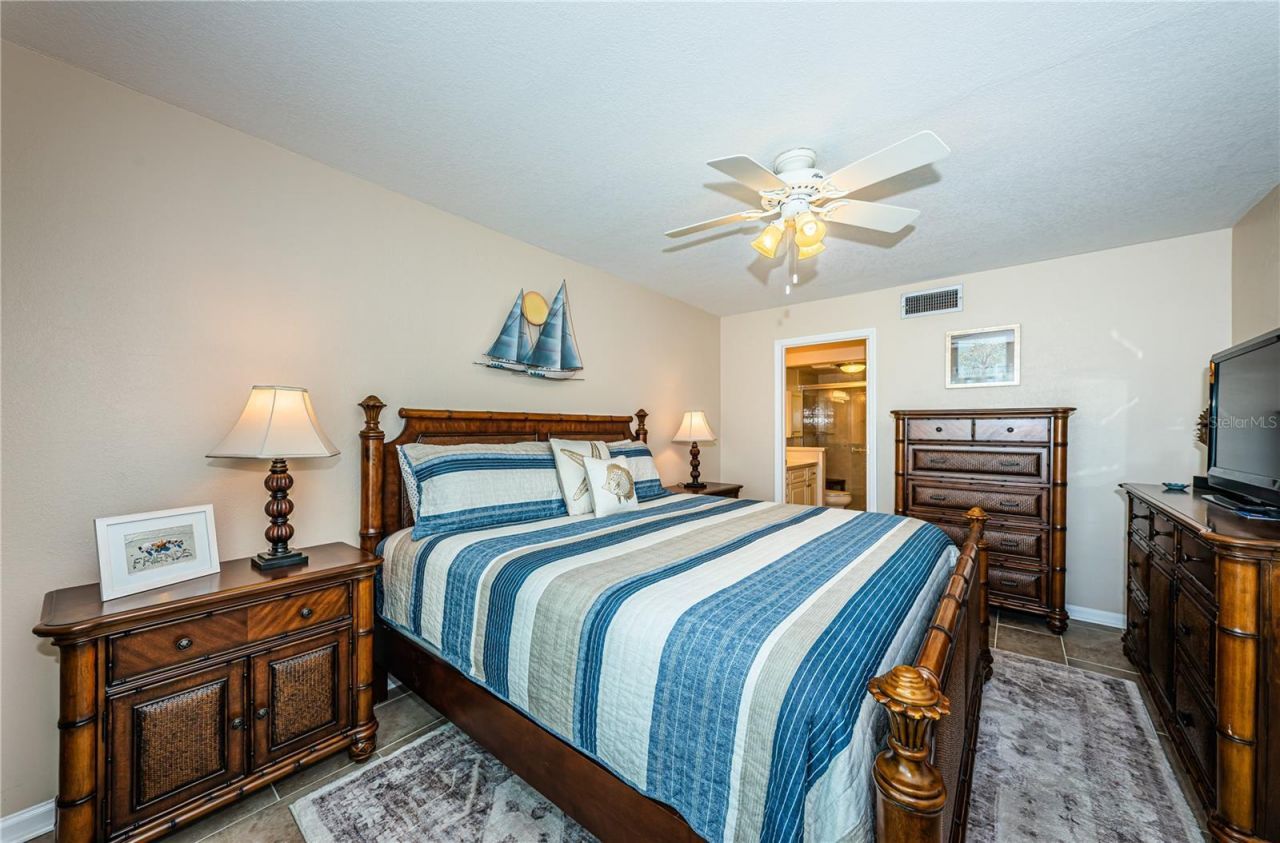 6180 Sun Boulevard, Unit 106, Saint Petersburg, FL 33715 Photo