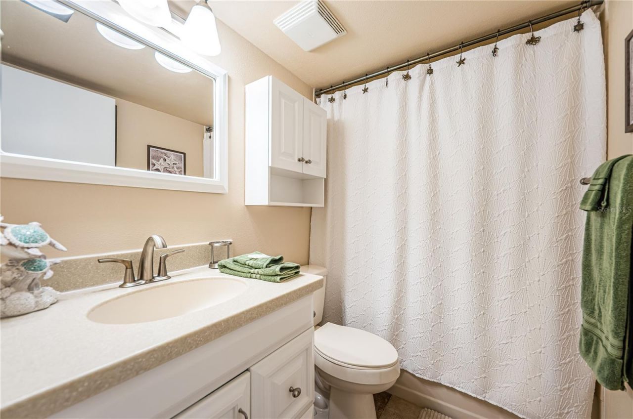 6180 Sun Boulevard, Unit 106, Saint Petersburg, FL 33715 Photo