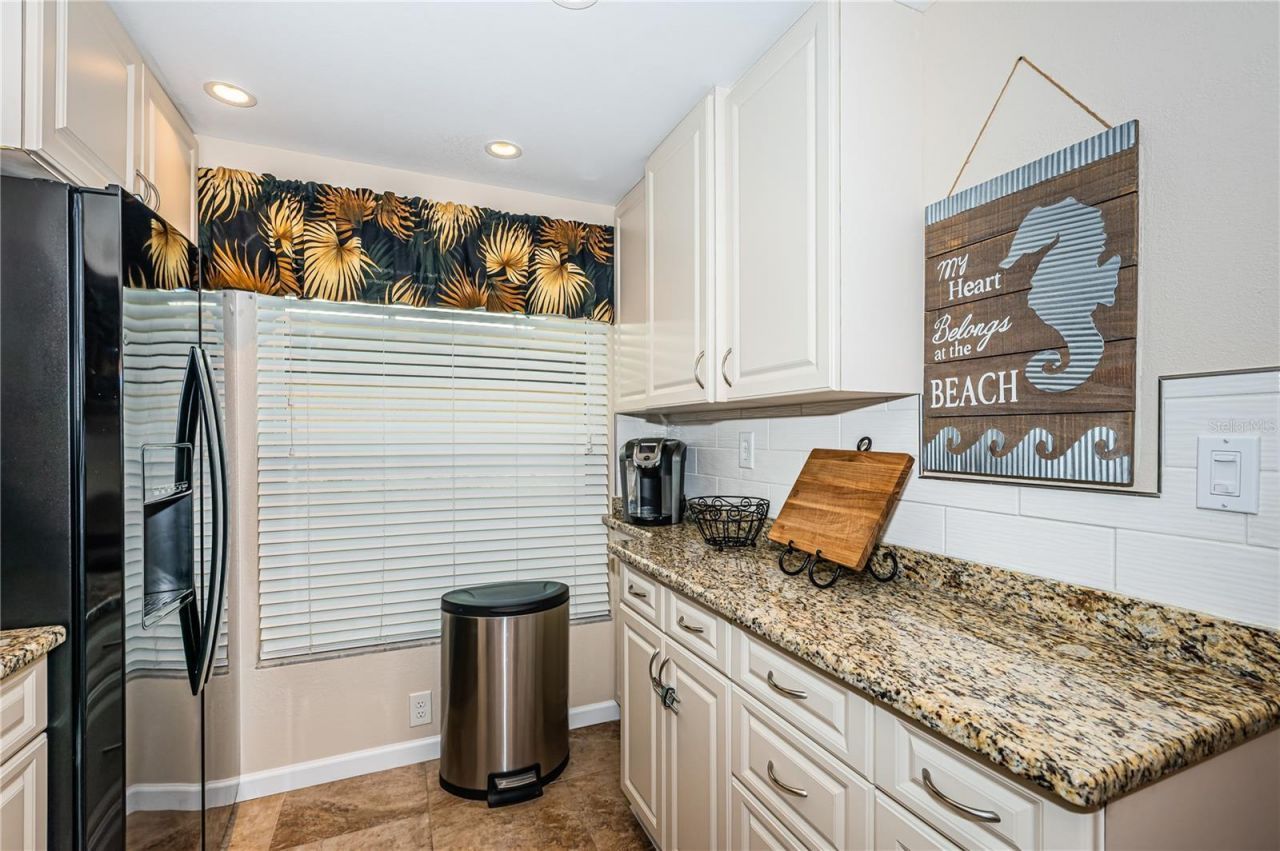 6180 Sun Boulevard, Unit 106, Saint Petersburg, FL 33715 Photo