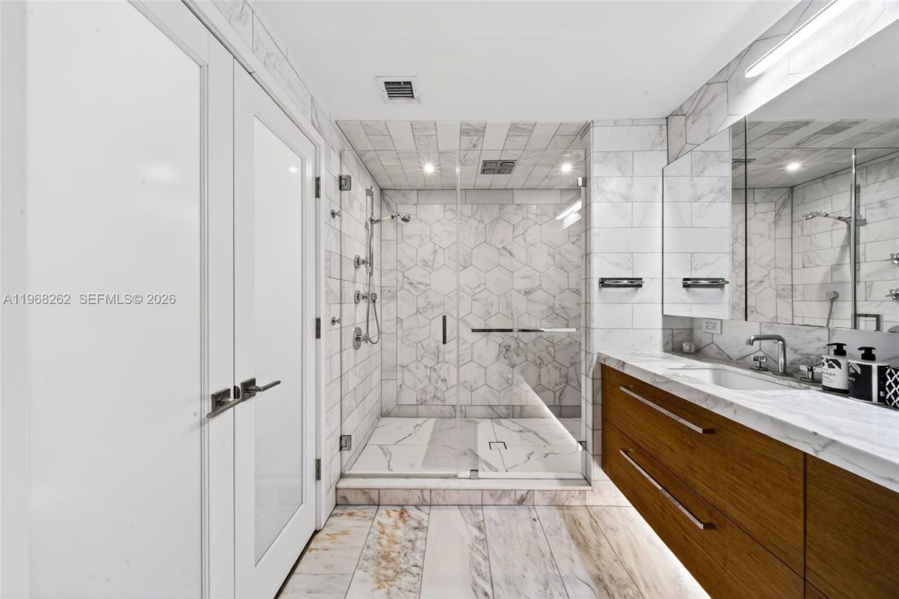 601 NE 36th St, Unit 3407, Miami, FL 33137 Photo