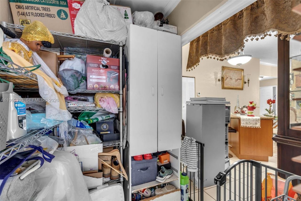 2775 W 71st Pl , Hialeah, FL 33016 Photo