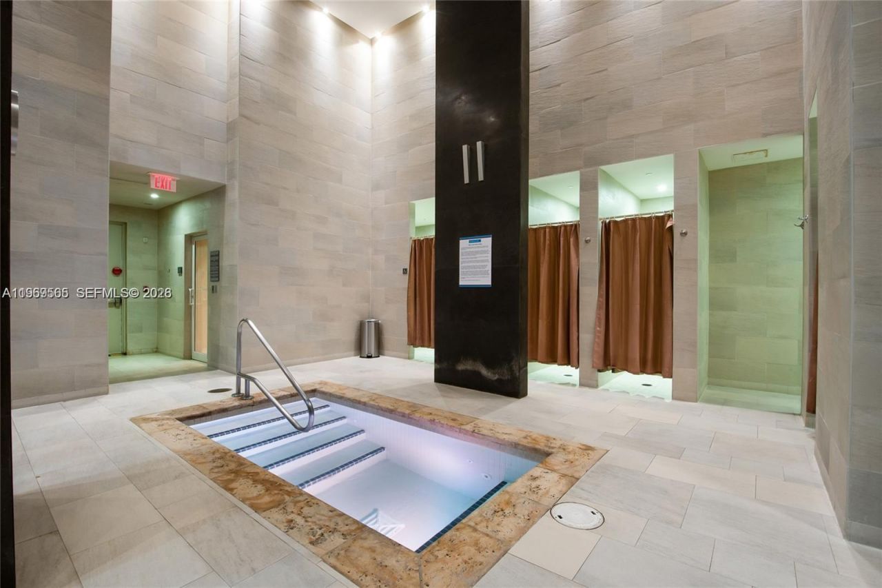 1830 S Ocean Dr , Unit 2701, Hallandale Beach, FL 33009 Photo