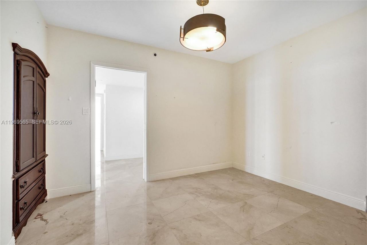 1830 S Ocean Dr , Unit 2701, Hallandale Beach, FL 33009 Photo