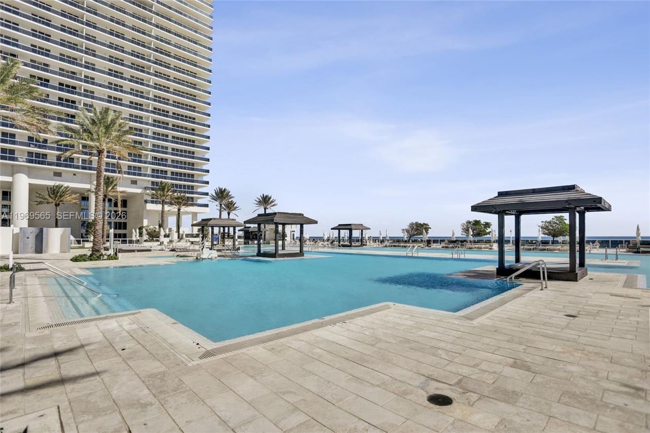 1830 S Ocean Dr , Unit 2701, Hallandale Beach, FL 33009 Photo
