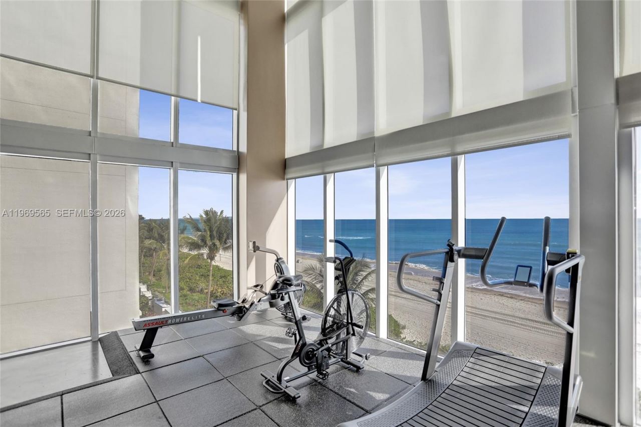 1830 S Ocean Dr , Unit 2701, Hallandale Beach, FL 33009 Photo