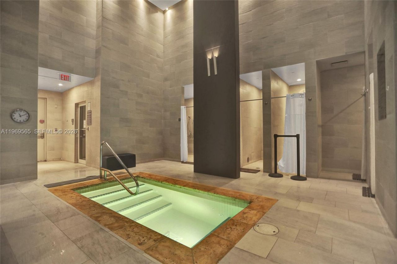 1830 S Ocean Dr , Unit 2701, Hallandale Beach, FL 33009 Photo