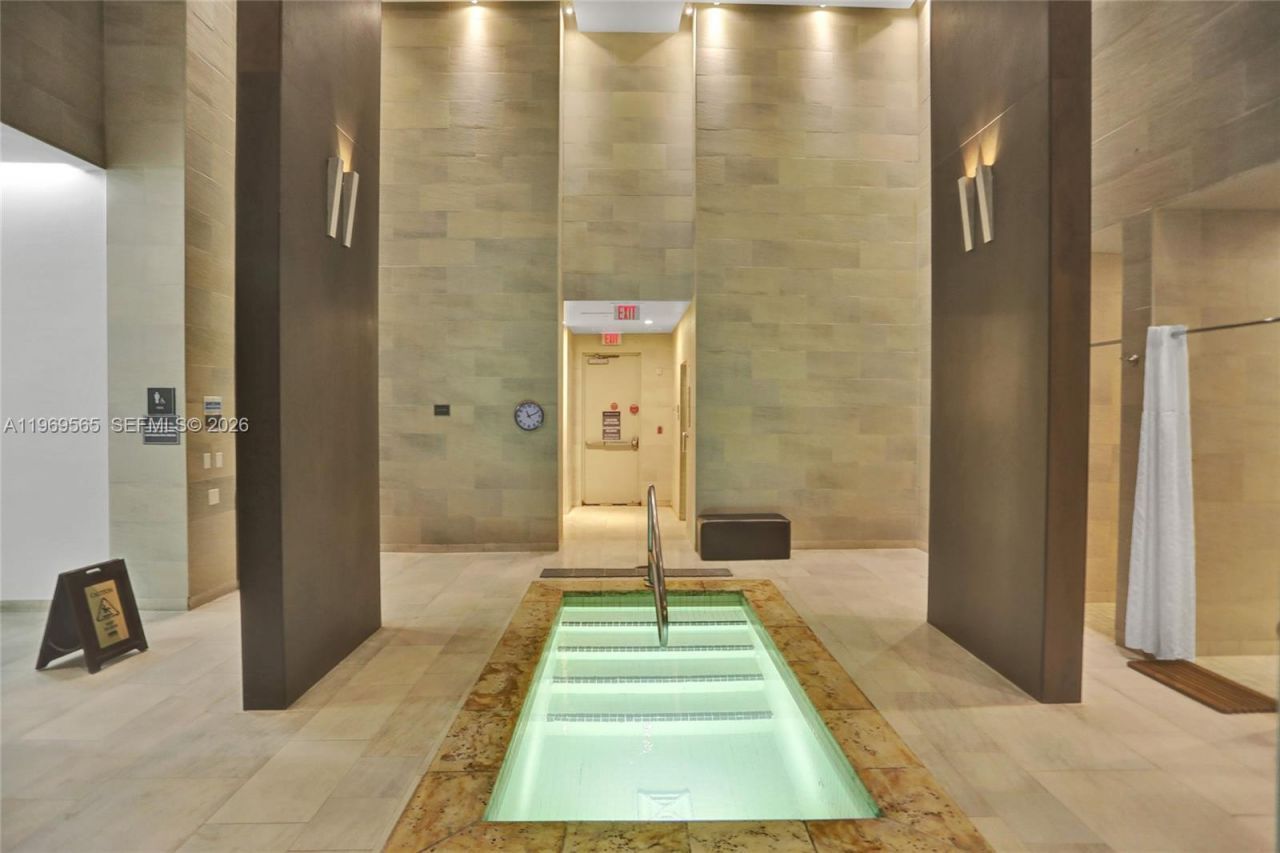 1830 S Ocean Dr , Unit 2701, Hallandale Beach, FL 33009 Photo